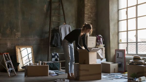 Moving? Here Are The 5 Best Apps To Sell Your Stuff