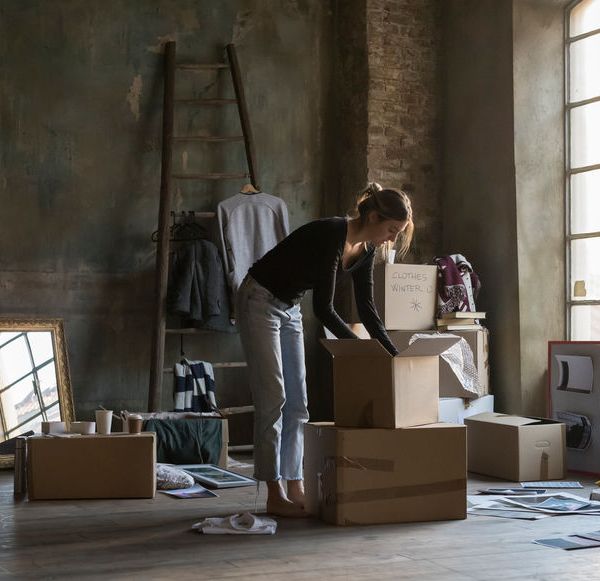 Moving? Here Are The 5 Best Apps To Sell Your Stuff