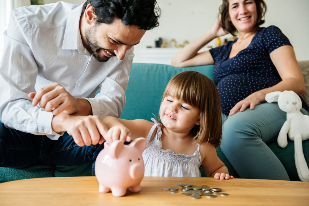 Is it too Early to Open a Baby Savings Account for Your Kid?